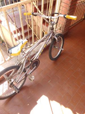 Bicicleta bmx freestyle