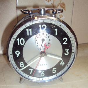 Reloj Despertador Wehrle - Vintage Alemán A Cuerda Funciona