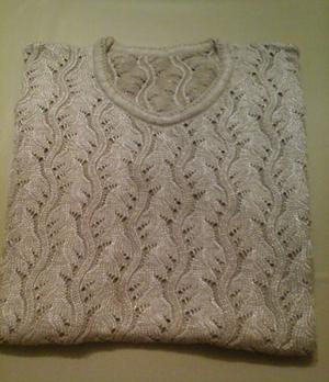 Sweater tejido color plata nuevo