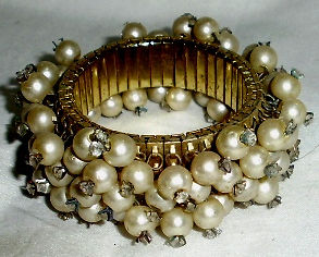 antigua pulsera acero elastizada perlas