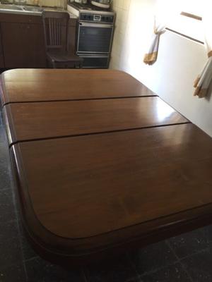 Líquido juego de comedor antiguo con 8 sillas