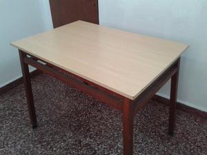 MESA TAPA MELAMINA BASE MADERA $799