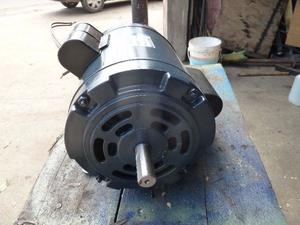 MOTOR monofasico 1 HP Czerweny  Rpm