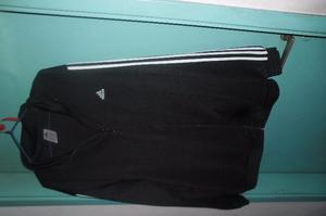 VENDO CAMPERA DEPORTIVA