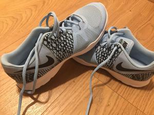 Zapatillas Nike Core Motion Mujer