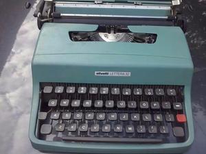 Antigua Maquina De Escribir Olivetti Lettera 32