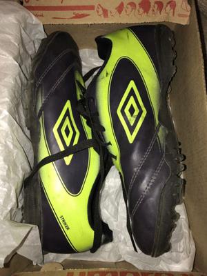 Botines futbol 5 Umbro