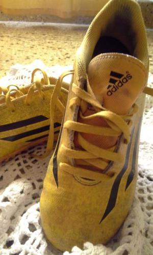 Botines niño de futboll