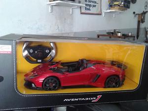 Lamborghini Aventador -a control remoto. Escala 1/12