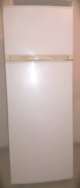 vendo heladera philco con freezer