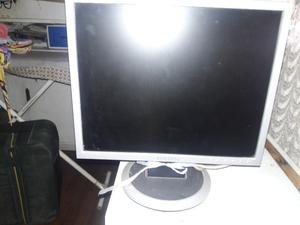 Monitor SAMSUNG SYNC MASTER 740N
