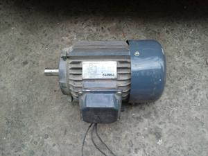motor trifasic 1 1/2 hp  rpm casi nvo