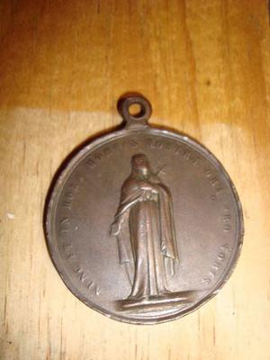 Antigua Medalla De Cobre Imagen De Jesús Crucificado Y