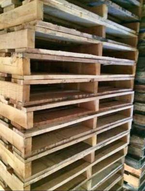 Liquido urgente lote de 30 pallets de madera