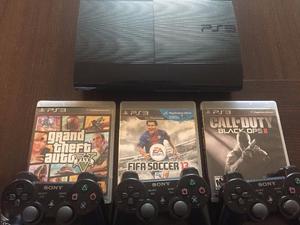 PS3 Slim 250GB + 3 Joysticks originales + 3 Juegos