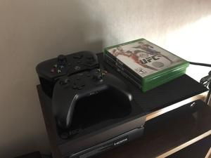 Xbox One + Dos controles + Cuatro juegos