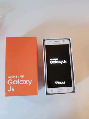 Samsung J5 Liberado en Caja Impecable