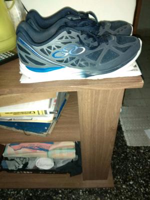 Vendo zapatillas running Olympikus