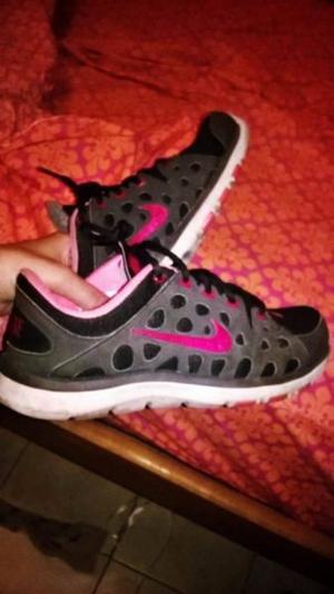 Zapatillas Nike originales numero 36