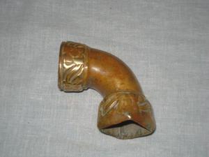 antiguo codo de bronce