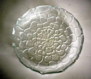 frutera, fuente o centro de mesa de vidrio tallado