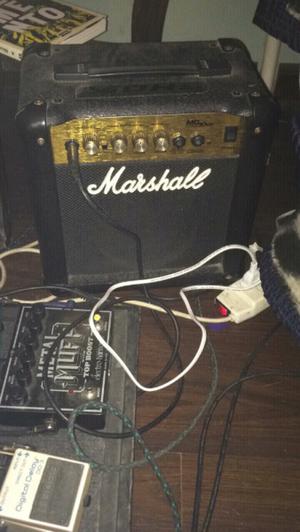 Amplificador Marshall MG 10 CD