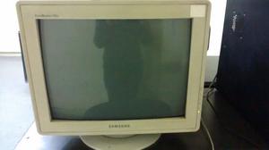 Monitor CRT 17