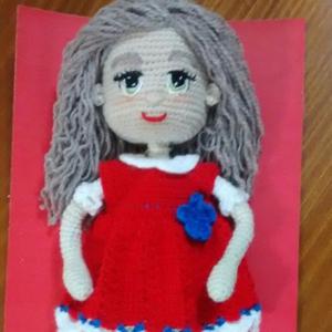Muñeca tejida a crochet
