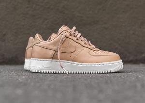 Nike Air Force 1. Nuevas, Originales. Talle 9.5 o 42. Color