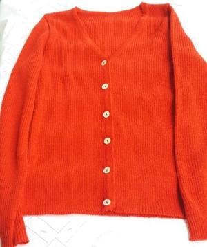 cardigan talle M de mujer.