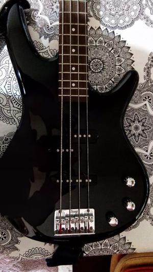 Bajo Ibanez Gio Gsr200, exelente estado, muy poco uso. Con