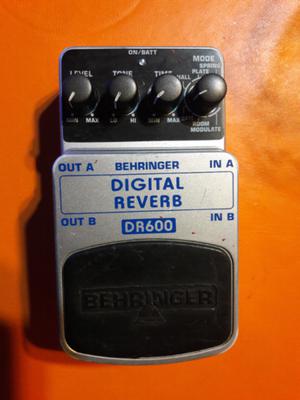 DIGITAL REVERB DR600 BEHRINGER