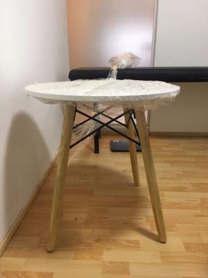 Vendo mesa diseño Eames