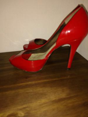 Zapatos stiletto rojos