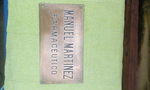 Vendo vieja placa de bronce