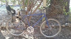 Bicicleta Mountain Bike