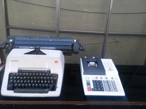 Máquina de escribir y máquina de sacar cuenta