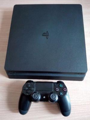 PS4 SLIM 500GB CON PES . IMPECABLE