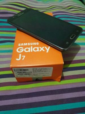 Samsung J7 Libre En caja Completo