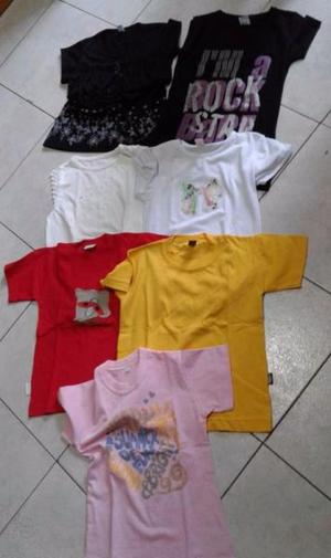 VENDO REMERAS MANGAS CORTAS DE NENA. TALLE 4. $ 60 CADA UNA.