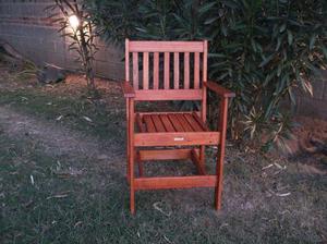 silla de madera de eucalipto