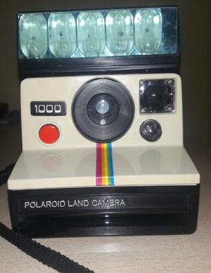 Camara Polaroid con Flash
