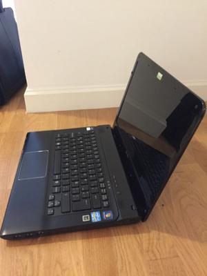 SONY VAIO I3 4GB DE MEMORIA 640 GB DISCO