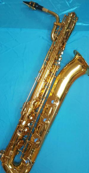 Saxofon Baritono