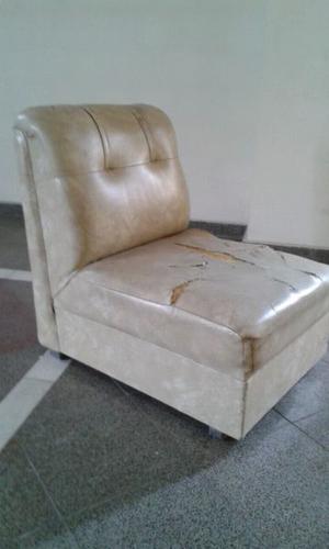 Sofa de un solo cuerpo color beige
