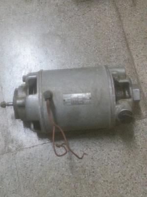 Vendo Motor Eléctrico 1/4 HP 220 V.