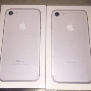 iPhone 7 32GB nuevo en caja sellada.