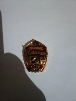 prendedor pin ruso comunista