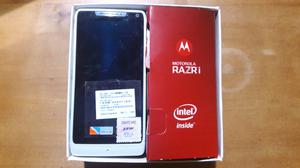 Celular MOTOROLA RAZR i