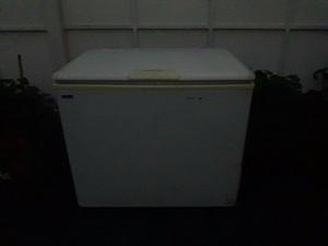 Vendo Freezer Conventri cajón usado (Tiene pérdida de gas